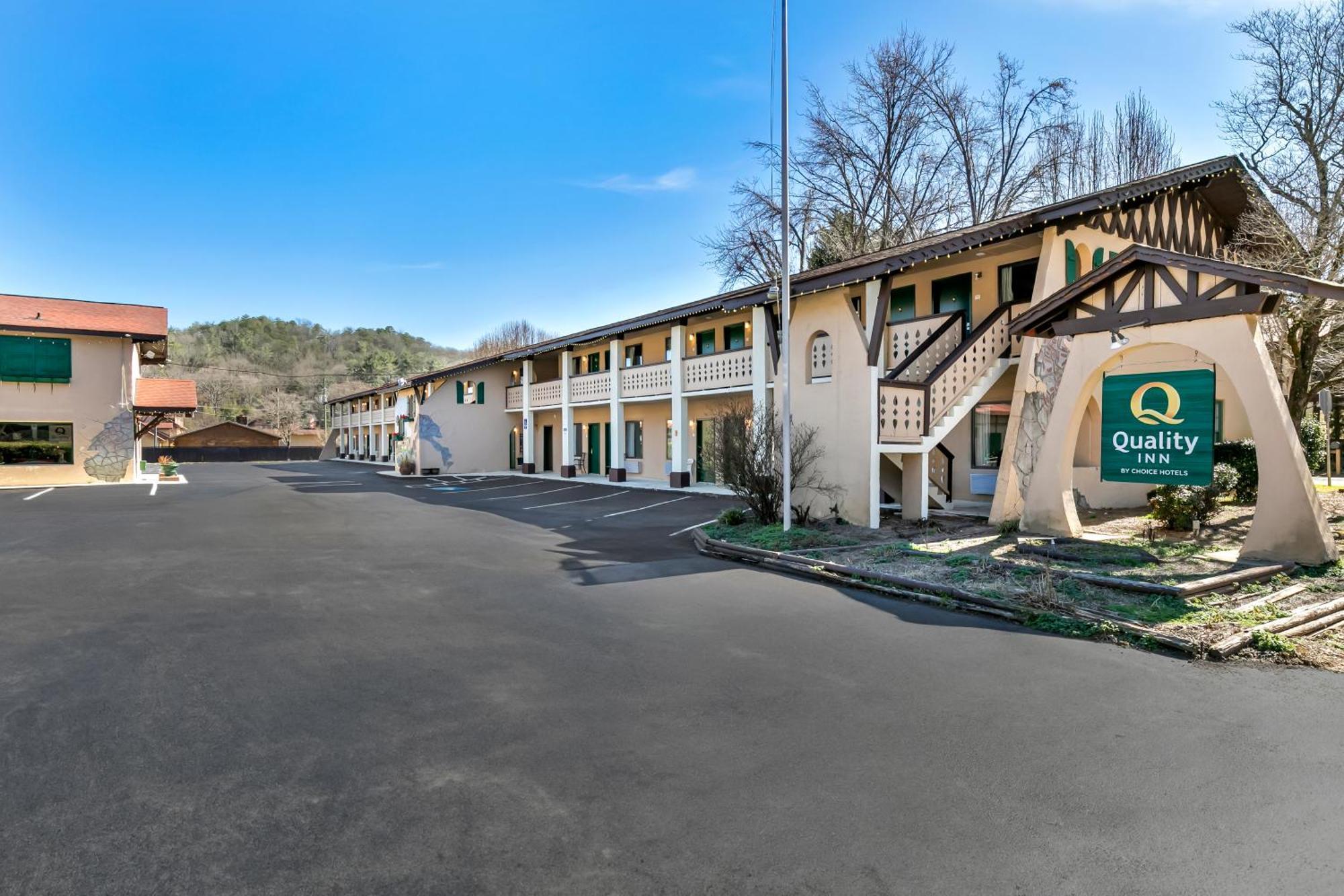 Quality Inn Downtown Helen Exterior photo